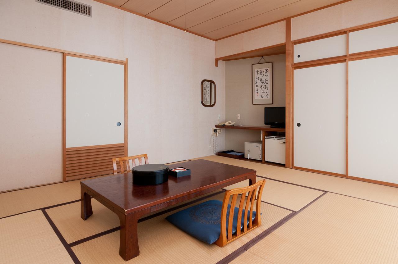 Mawaki Pole Pole Hotel Wajima Camera foto